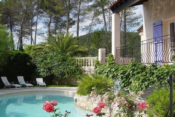 Location de vacances pour 6 personnes, avec terrasse et jardin à Figanières