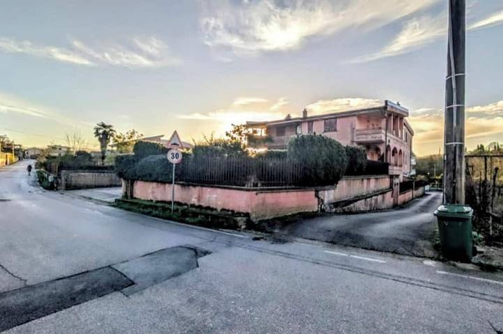 Entire apartment, Entire apartment for exclusive use in Casertavecchia in Caserta, Caserta Province