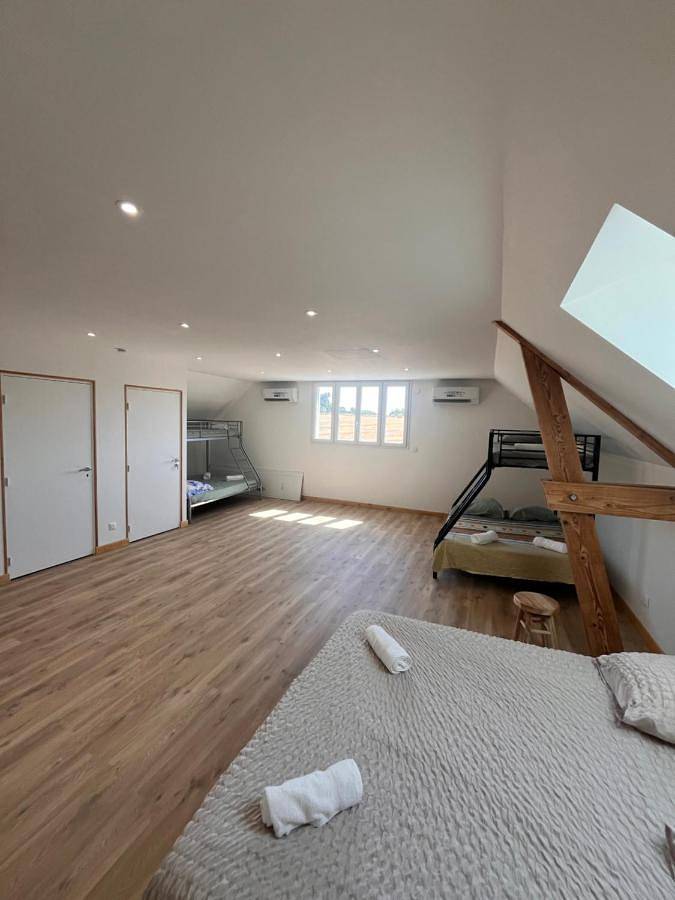 Location de vacances pour 15 personnes, avec Jacuzzi ainsi que Terrasse et Jardin à Diou - 4
