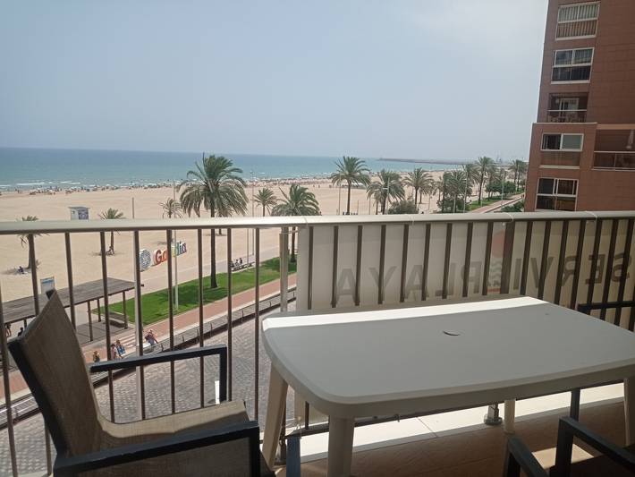 Gîte pour 2 personnes, avec terrasse ainsi que piscine et bassin pour enfant à Playa de Gandía - 4