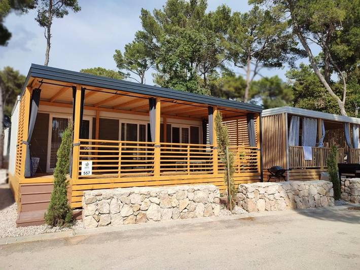 Camping für 6 Personen, mit Terrasse, mit Haustier in Biograd na Moru - 4