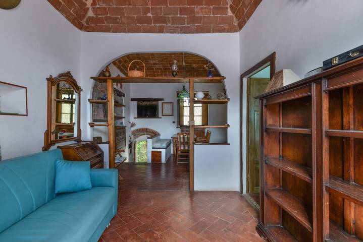 Appartement entier, Appartement 'Nadine - Deux pièces au centre' avec balcon et climatisation in Marciana, Archipel toscan