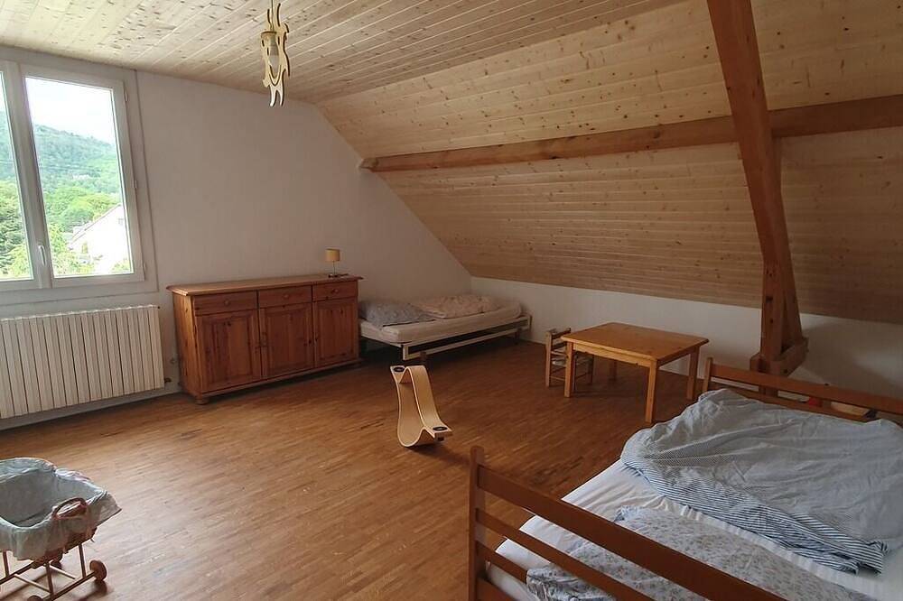Grande maison 7 chambres au calme, proche du centre de Bagnères et des montagnes in Gerde (homonymie), Hautes-Pyrénées
