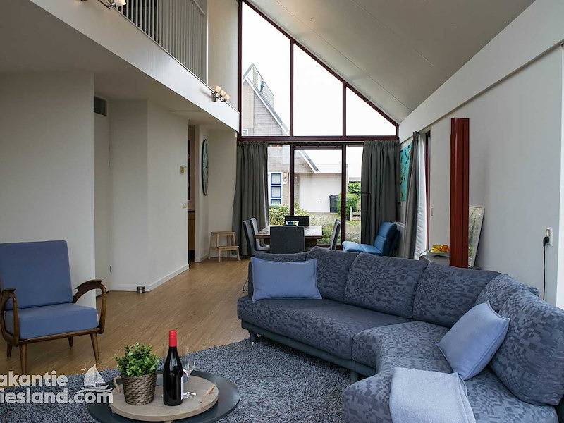 Vakantiefriesland — Ferienhaus Koudum in der Nähe der Küste des Ijsselmeers in Ijsselmeer