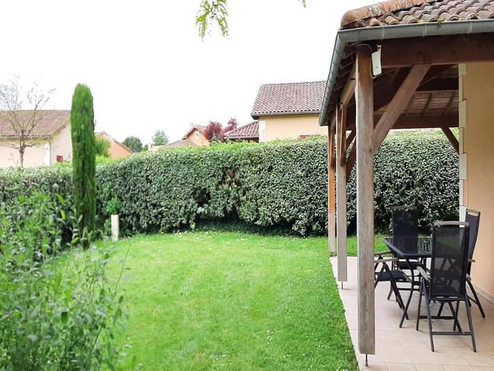 Location de vacances pour 6 personnes, avec jardin et piscine ainsi que jacuzzi et terrasse, animaux acceptés à Les Forges - 3