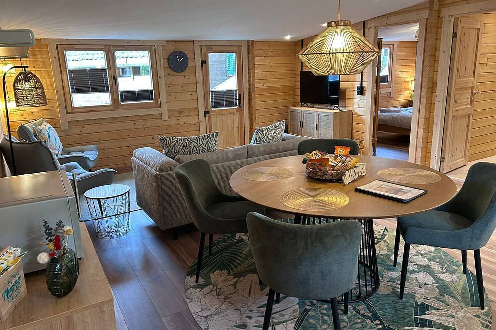 Idyllic 2-bedroom cottage in stunning Vitznau with Lake & Mountain views + Wifi in Vitznau, Vierwaldstättersee