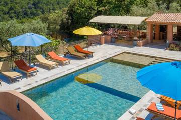 Maison De Vacances pour 14 Personnes dans Seillans, Var, Photo 2