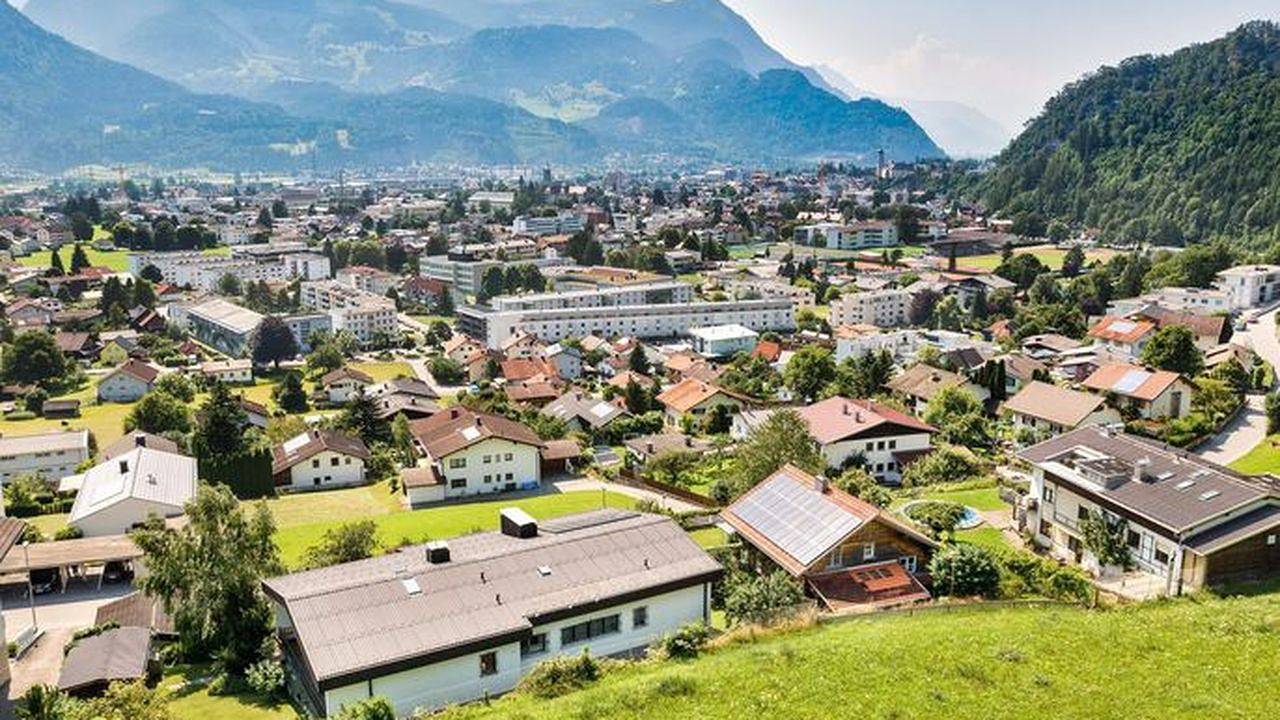 Ganze Ferienwohnung, Ferienwohnung für 15 Personen (260 m²) in Bludenz in Bludenz, Lechquellengebirge