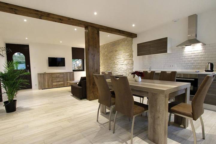 Appartement de vacances pour 5 personnes, avec terrasse ainsi que jacuzzi et jardin