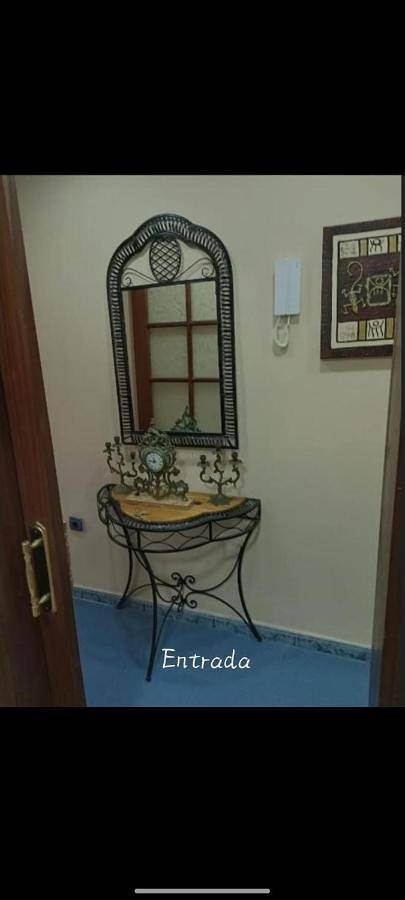 Gîte pour 9 personnes, avec balcon et vue, animaux acceptés dans Melilla - 2