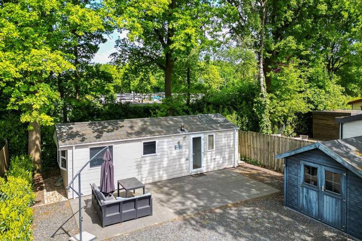 Lodge voor 4 personen, with Terras and Tuin as well as Uitzicht in Putten