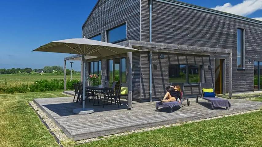 Ferienhaus für 8 Personen, mit Garten in Pellworm