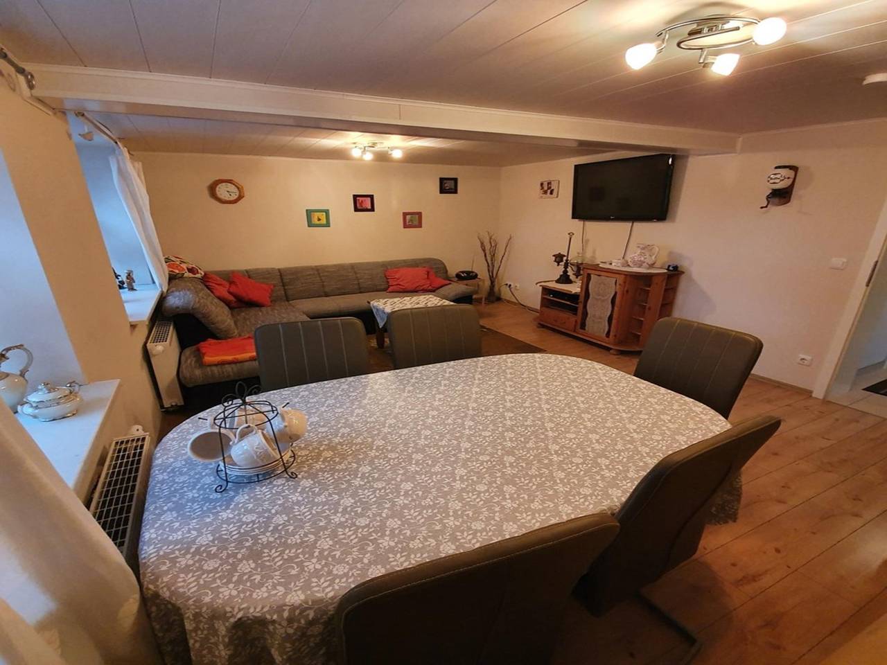 Ferienhaus, 3 Schlafräume, W-Lan kostenlos in Dienheim, Circondario di Magonza-Bingen