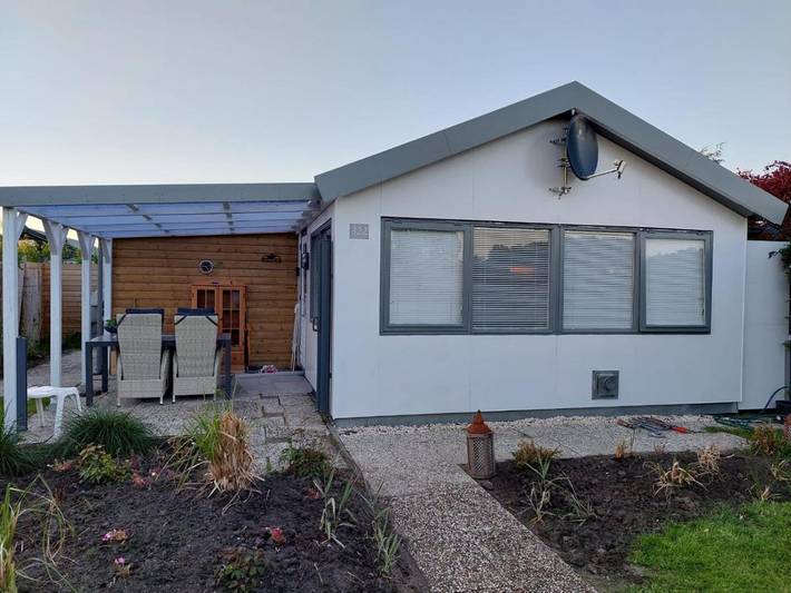 Camping voor 4 personen, met Terras en Tuin in Schagen