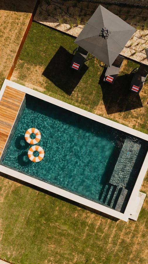 Location de vacances pour 18 personnes, avec vue et jardin ainsi que piscine et sauna dans Vexin-sur-Epte - 2