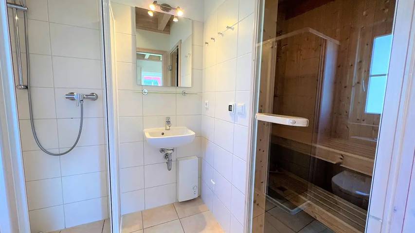 Ferienhaus für 6 Personen, mit Balkon und Garten sowie Whirlpool und Sauna in Hansa-Park - 2