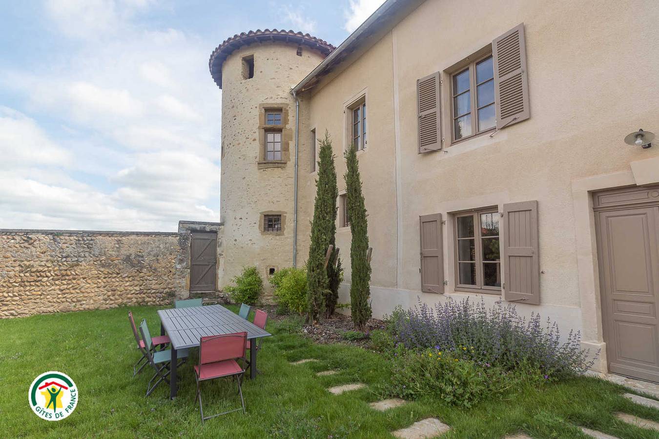 Côté Prieuré in Revel-Tourdan, Région de Vienne