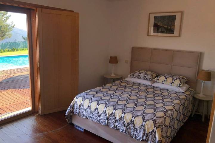 Gîte pour 8 personnes, avec jardin dans Vilarinho (Valdosende) - 2