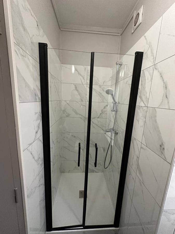 Double Room with Private Bathroom in Dole, Jura