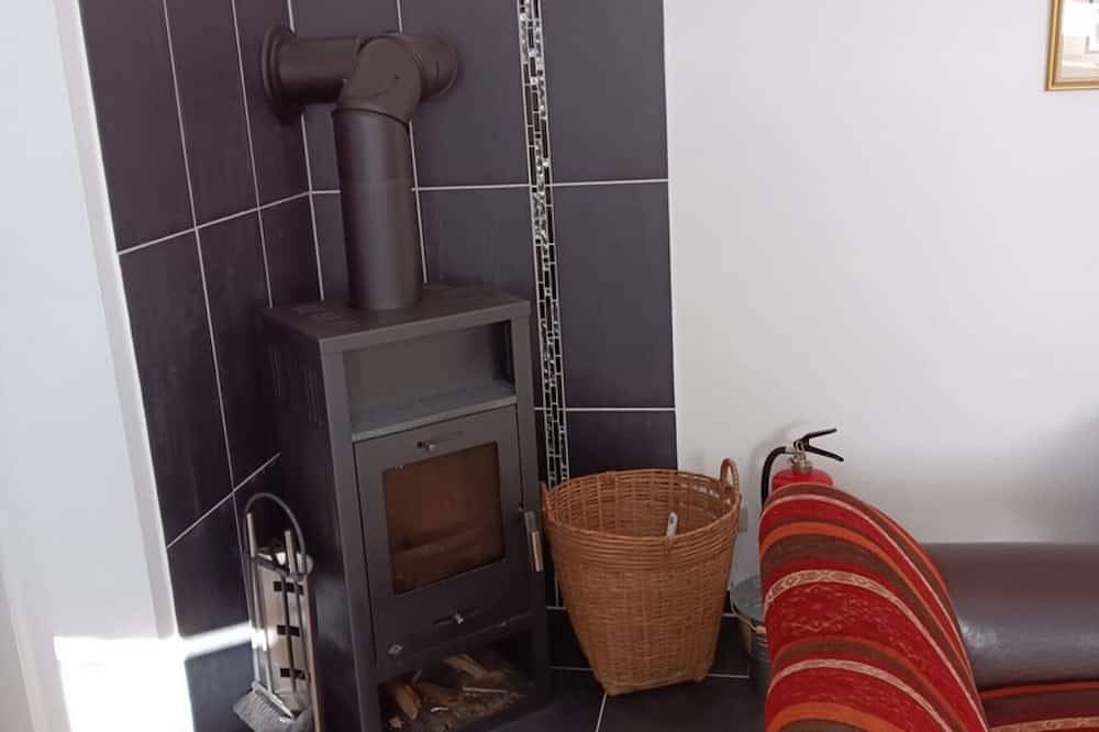 Ganze Wohnung, Wohnung 2 - Gästehaus Alte Schule in Schwarz, Mecklenburgische Seenplatte