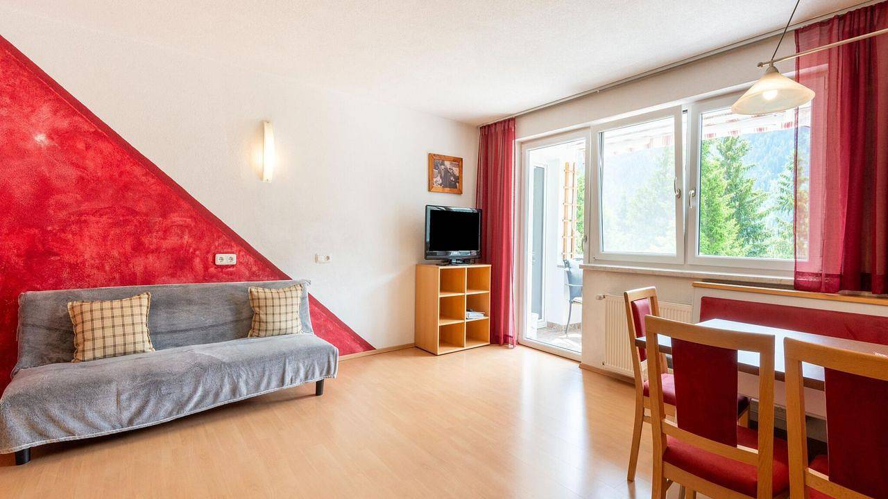 Ganze Ferienwohnung, Ferienwohnung für 5 Personen (84 m²) in Strengen in Lechtaler Alpen, Strengen
