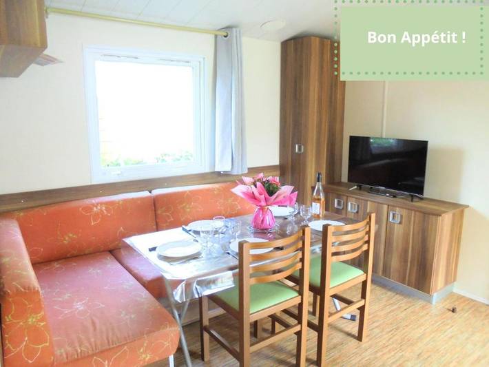 Location de vacances pour 5 personnes, avec piscine et jardin à Trogues - 4