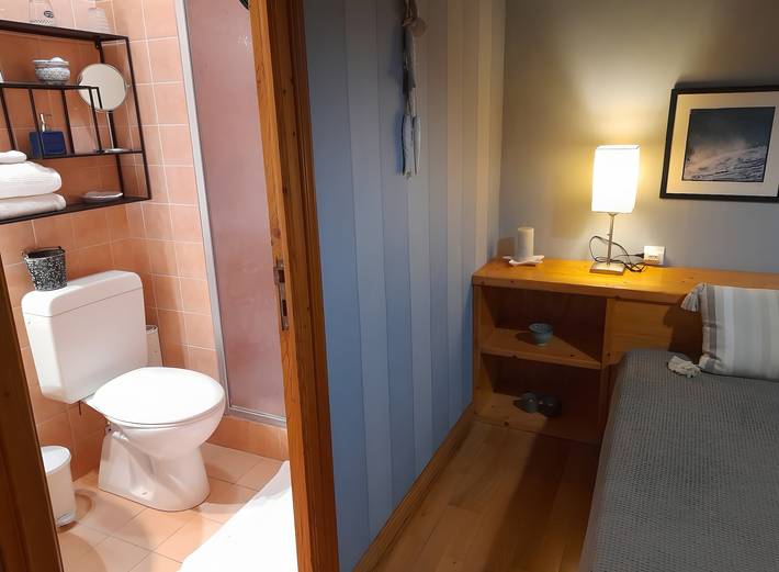 Chambre d’hôtes « Chambre côté mer » avec terrasse partagée, jardin partagé et Wi-Fi in Plougar, Région de Morlaix