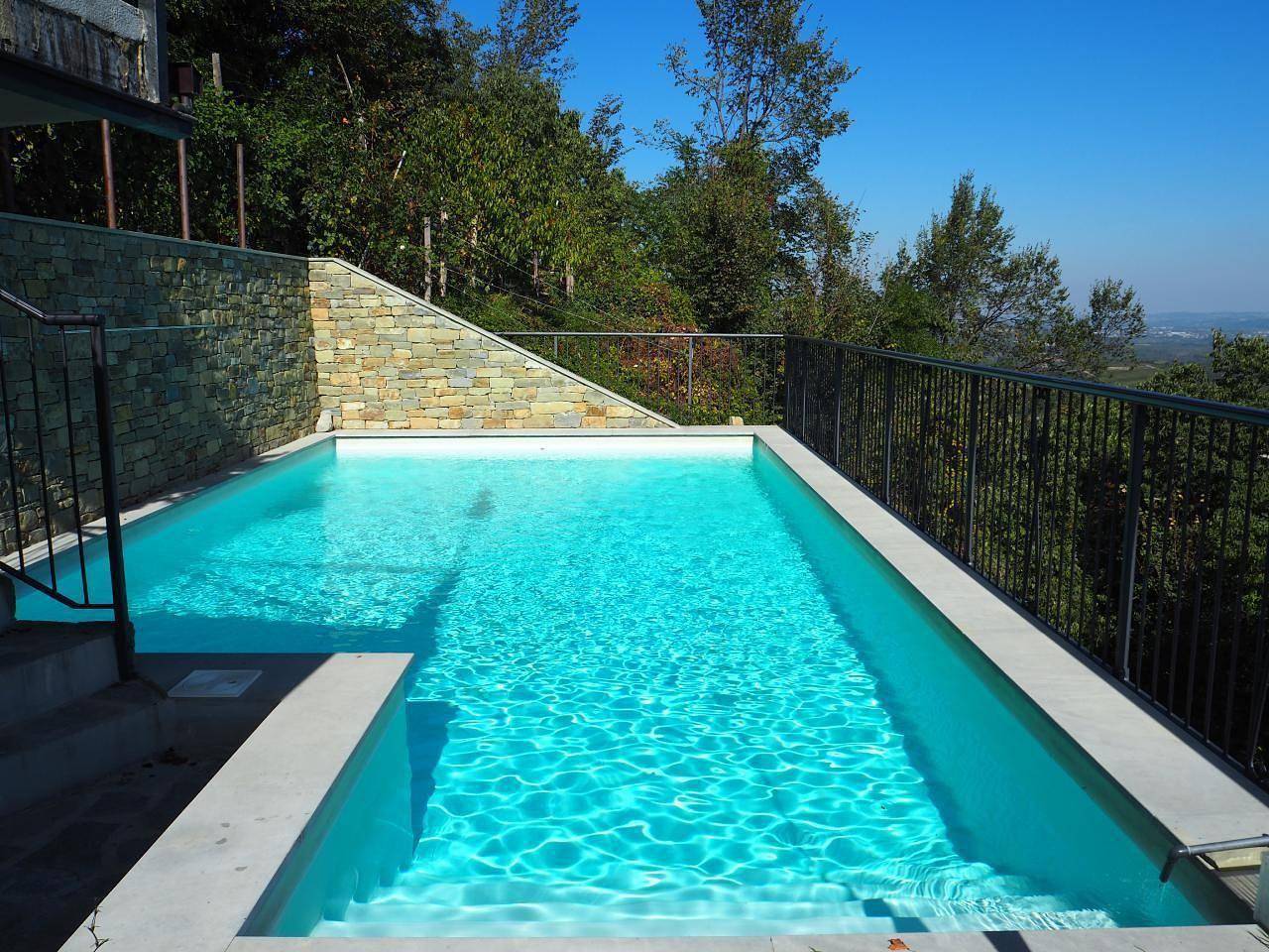Appartamento intero, Appartamento a Verduno con terrazza attrezzata in Verduno, Langhe