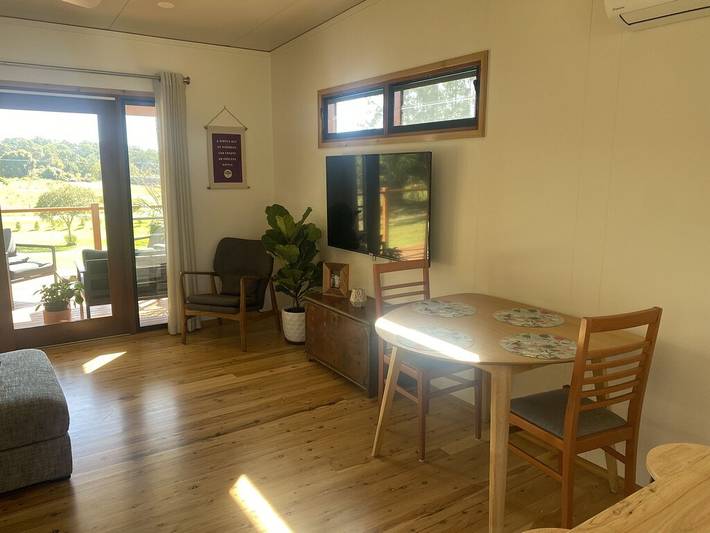 Cottage for 4 people, with garden and terrace in Sunshine Coast