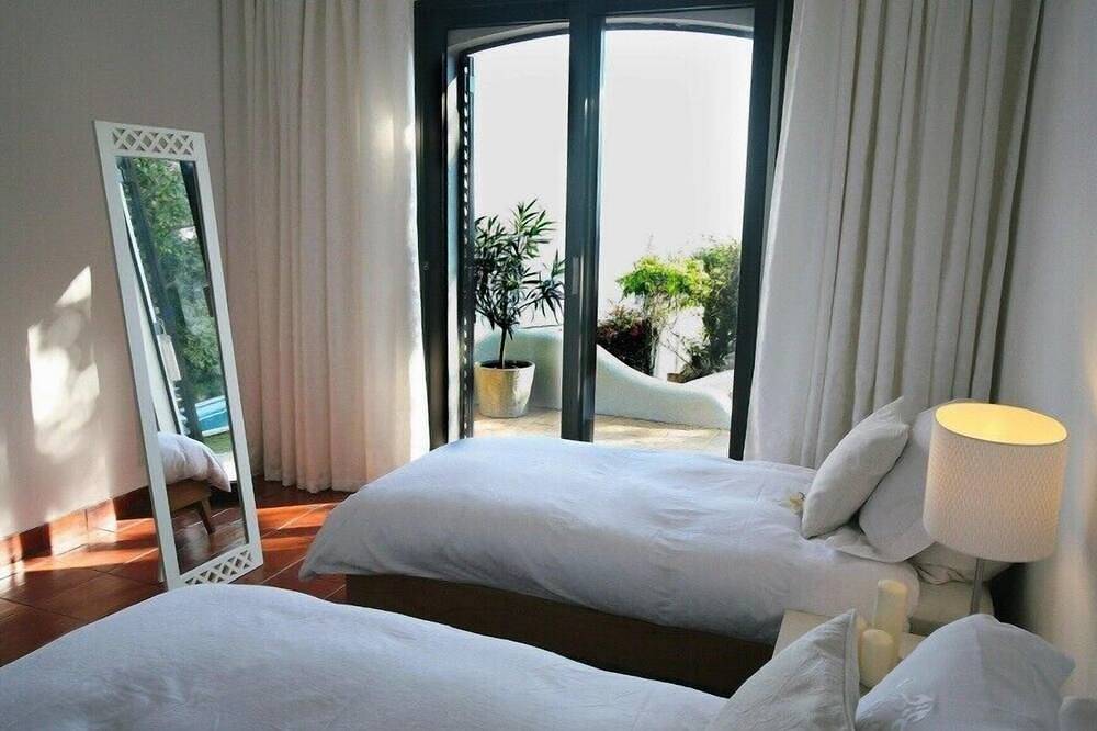 Superbe villa de luxe avec vue imprenable sur la mer dans le parc protégé d'arrabida in Praia da Califórnia, Sesimbra