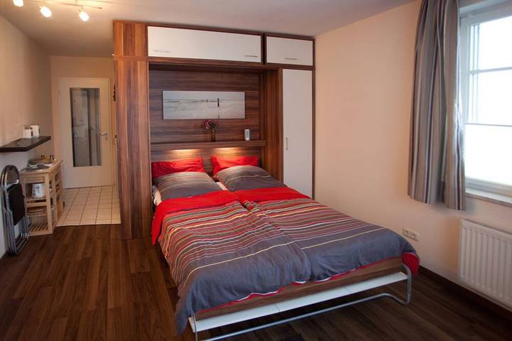 Ganze Wohnung, Exkl. Ferienapartment mit Ostseeblick 50m zum Strand Tiefgarage + Wlan gratis in Strand Boltenhagen, Boltenhagen