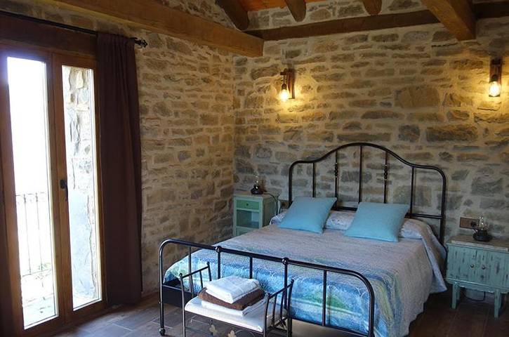 Hôtel pour 3 personnes, avec jardin ainsi que terrasse et piscine à Broto - 4