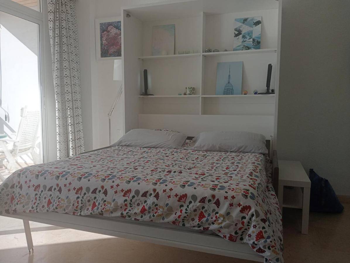 Apartamento entero, Castillo Santa Clara in La Carihuela, Torremolinos