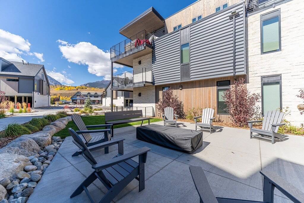 Ganze Wohnung, Luxury Condo w/ Private Balcony for River Views & Access to Walking-Trails! in Silverthorne, Arapaho and Roosevelt National Forests