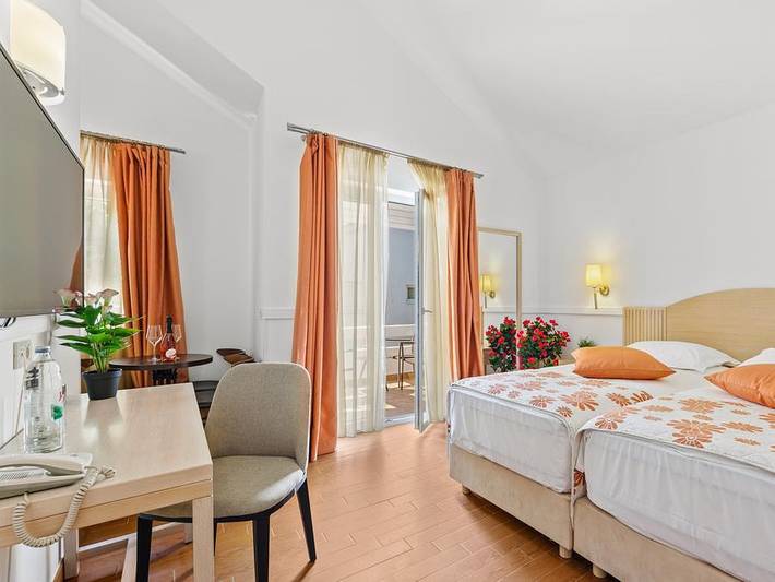 Bungalow für 4 Personen, mit Kinderpool in Dalmatien - 2