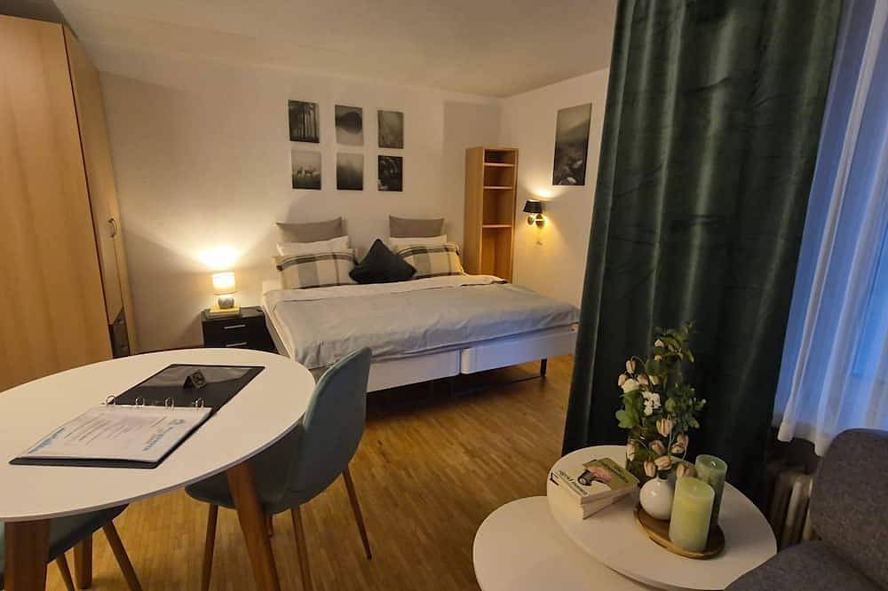 Ganze Wohnung, Waldhof 4 by Arosa Holiday Appartement/Fewo, Dusche, Wc, 2-Bettwohnung Waldhof 4 in Arosa, Plessur Alpen