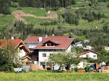 Ferienwohnung für 8 Personen, mit Garten in Prutz