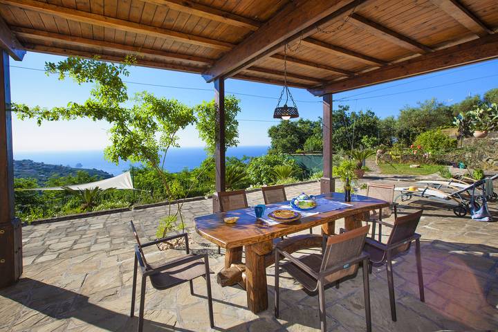 Location de vacances pour 6 personnes, avec jardin, animaux acceptés à Massa Lubrense - 3
