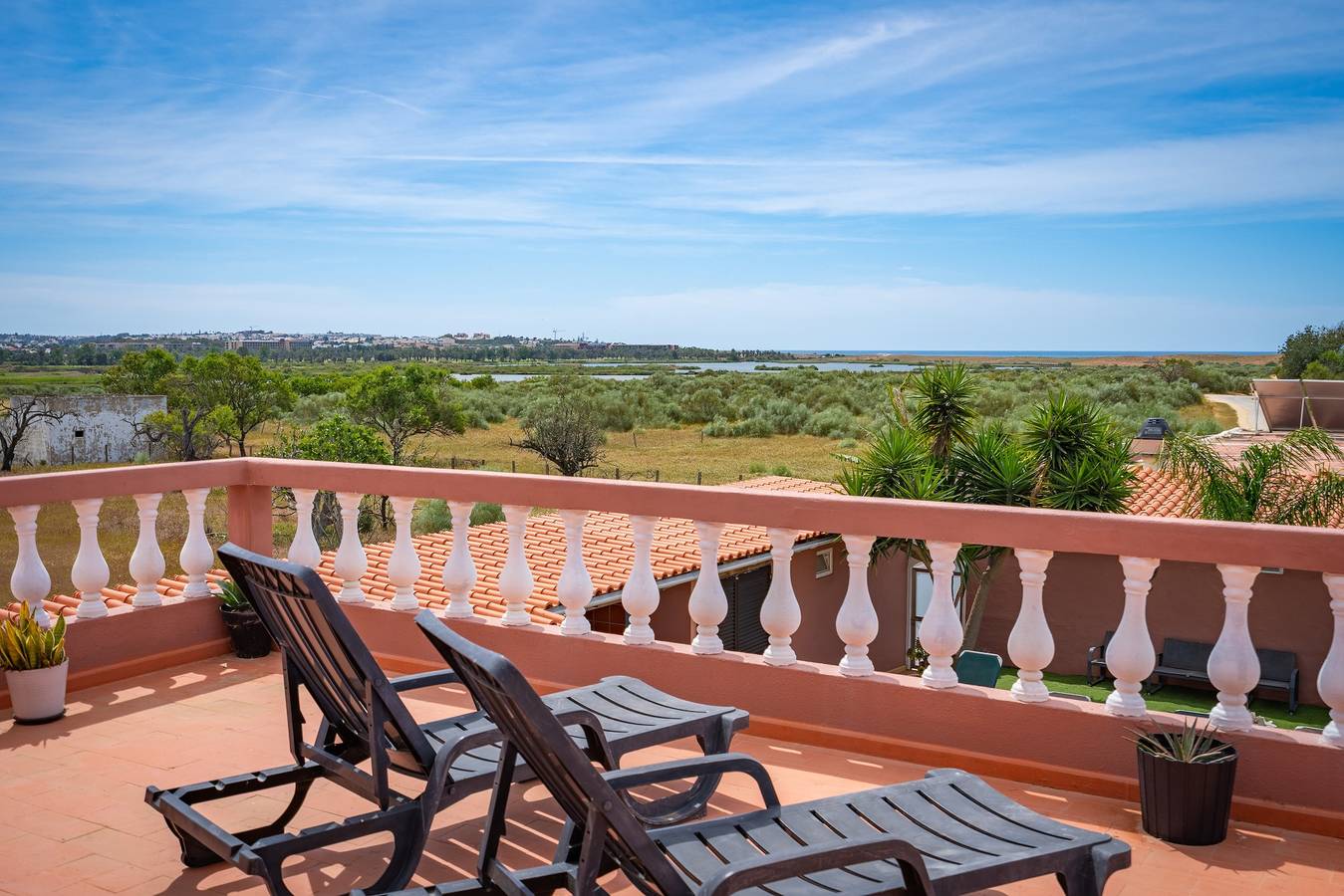 Quarto "Rocha" com piscina partilhada, Wi-Fi e ar condicionado in Pêra, Alcantarilha e Pêra