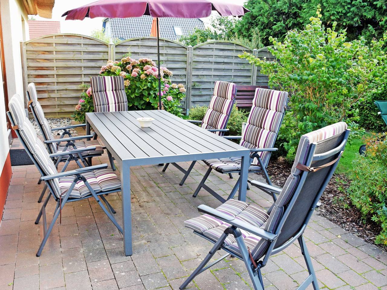 Ganze Ferienwohnung, Ferienreethaus mit Kamin und Sauna in Glowe, Rügen