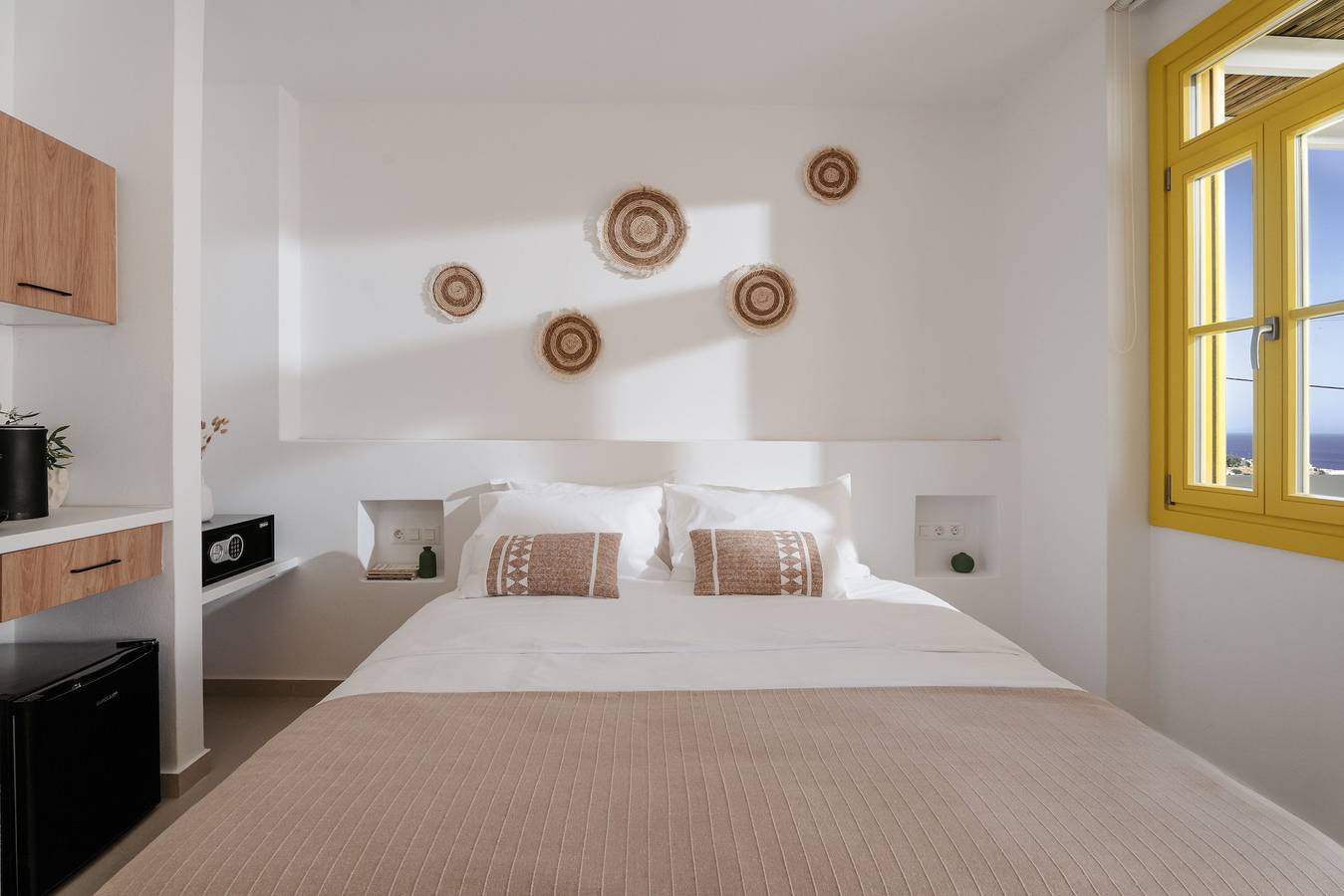 Apartamento entero, Deluxe Suite with Private Pool and side-Seaview in Milo