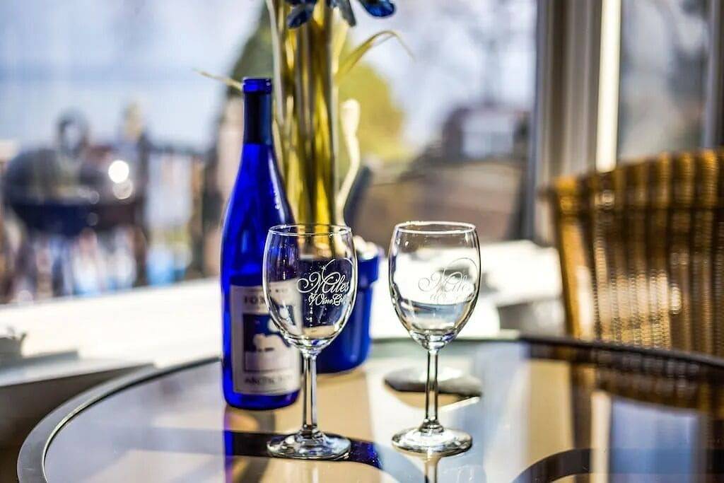 Amazing Lake Views / 100 m Privatstrand / Whirlpool / Weinstraße / Haustiere / Seneca West Side in Seneca Lake