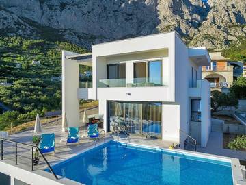 Ferienhaus für 9 Personen in Makarska
