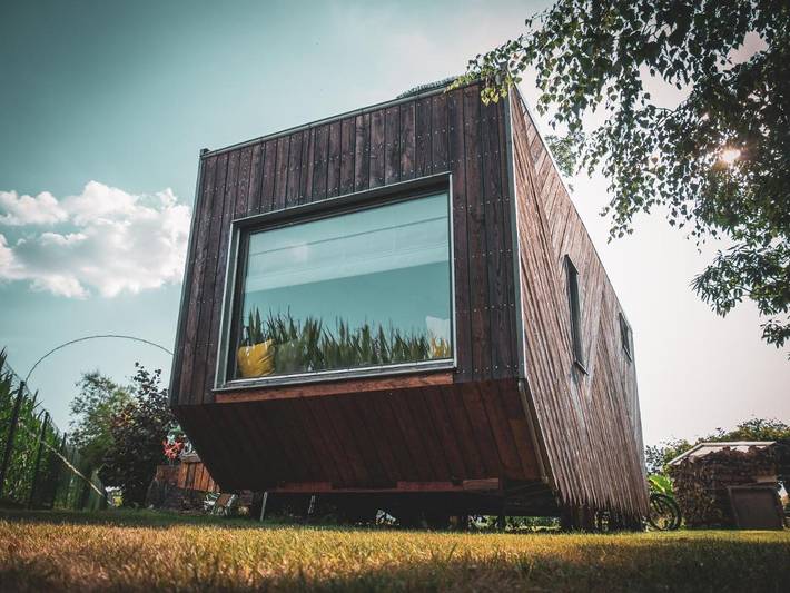 Location de vacances pour 2 personnes, avec vue ainsi que jardin et terrasse à Frasnes-lez-Anvaing