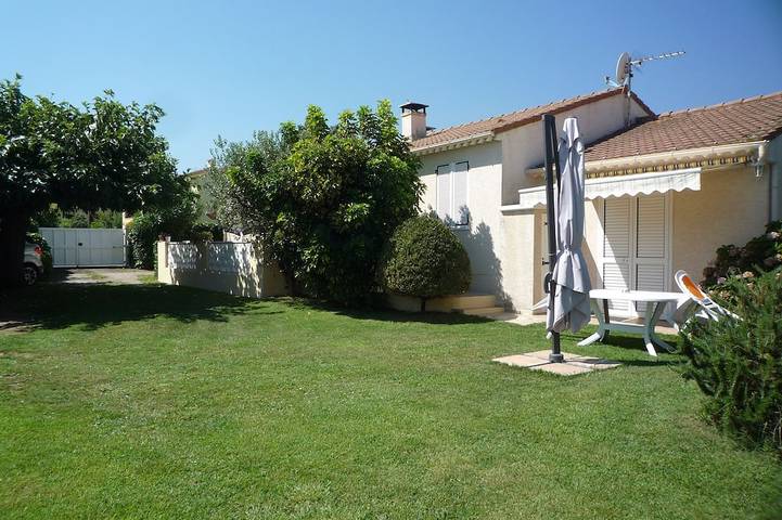 Villa pour 4 personnes, avec Jardin
