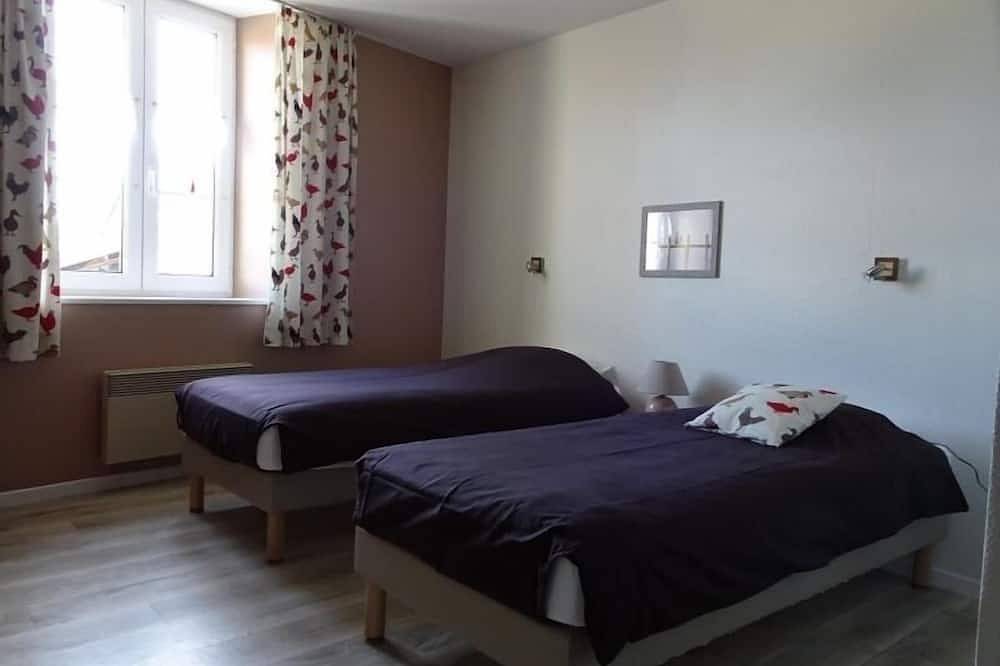 Gemütliches Ferienhaus mit Terrasse, Kinderparadies und nahe Thermalbad in Senaide, Neufchâteau (Frankreich)