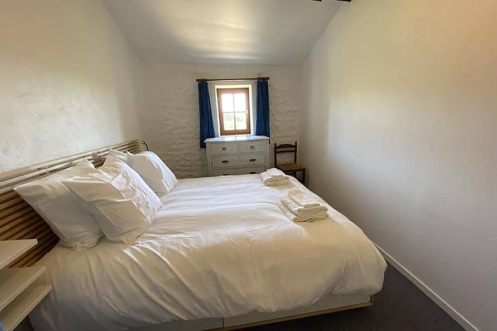 Gîte pour 4 personnes, avec jardin ainsi que terrasse et piscine à Juignac - 2