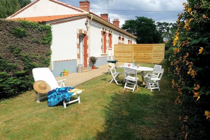 Maison de vacances pour 6 personnes, avec jardin à Soullans
