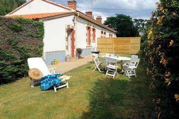 Gîte pour 6 personnes, avec jardin à Soullans