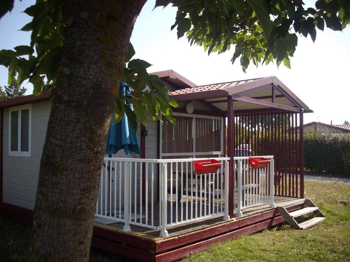 Belles vacances aux chalets Casteljaloux in La Réunion (Lot-et-Garonne), Région de Nérac